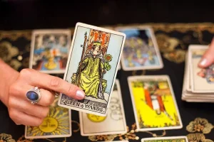 فال تاروت 14 اسفند ماه | سرنوشت چه شگفتانه ای برایتان دارد؟
