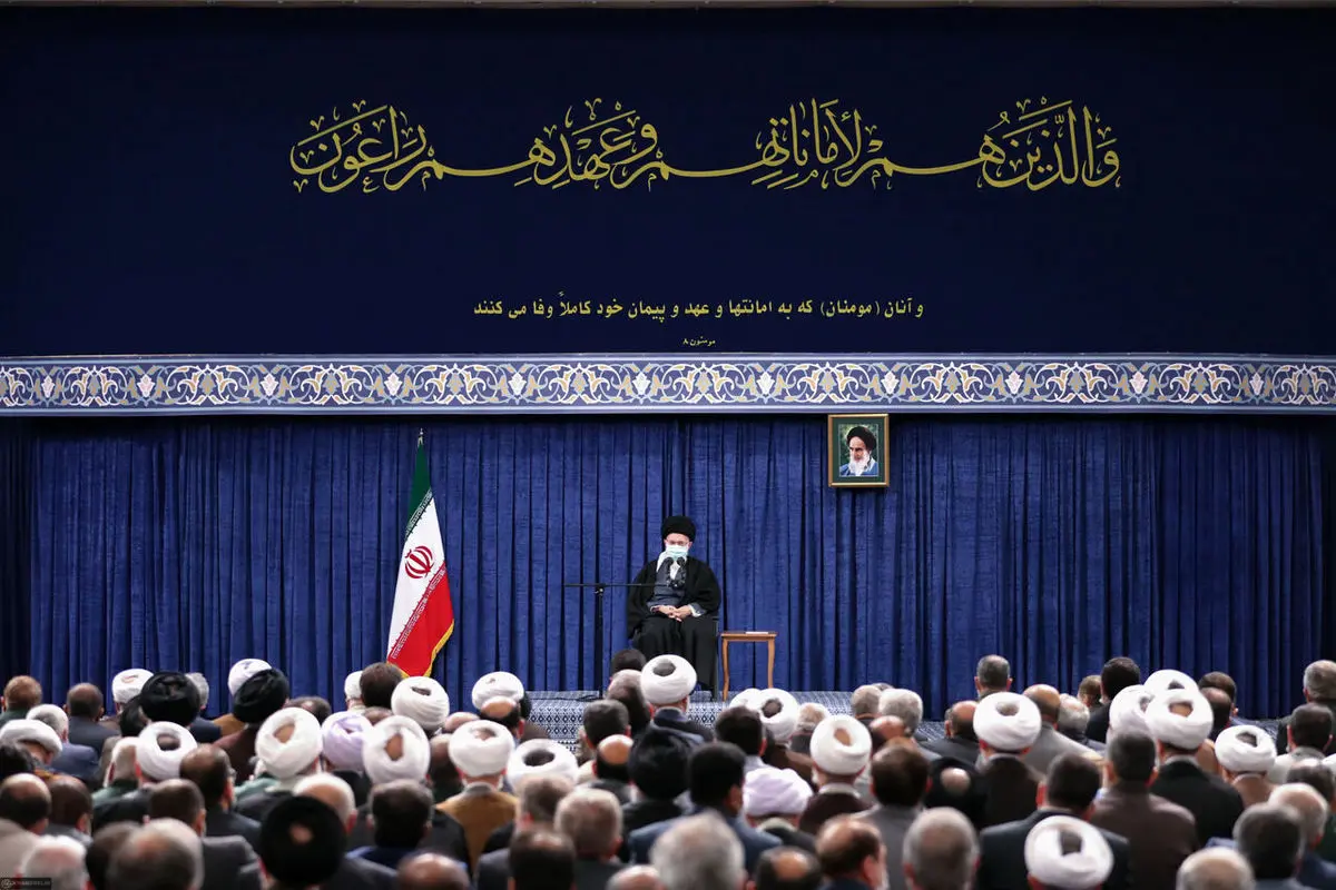 رهبر معظم انقلاب: تورم بالا در سالهای متعدد روی نظام توزیع درآمدها اثر میگذارد