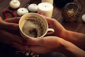 فال قهوه 29 فروردین ماه | فال قهوه امروزتان چه راز شگفت انگیزی را برایتان آشکار میکند؟