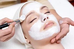 میخوای پوستت مثل آیدل های کره صاف و سفید باشه؟ | بهترین و ارزان ترین ماسک خانگی فقط با پنیر