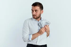 تست شخصیت شناسی | با مردان متولد این ماه وارد رابطه نشوید | خیسی ترین آدم های روی زمین متولدین این ماه اند