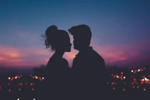 تست شخصیت شناسی | اگر عشقت این علائمو داره یعنی داره به عشق قبلیش فکر میکنه و نتونسته فراموشش کنه