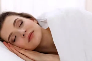 بخواب و زیبا شو | این مدلی بخوابی هم جوون تر میشی هم زیبا تر