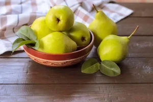 کم خونی خود را فقط با این دو میوه ، آن هم ناشتا درمان کنید