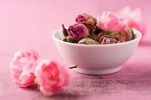 درمان آلزایمر با عصاره این گل | مغر مثل ساعت میخوای بخون