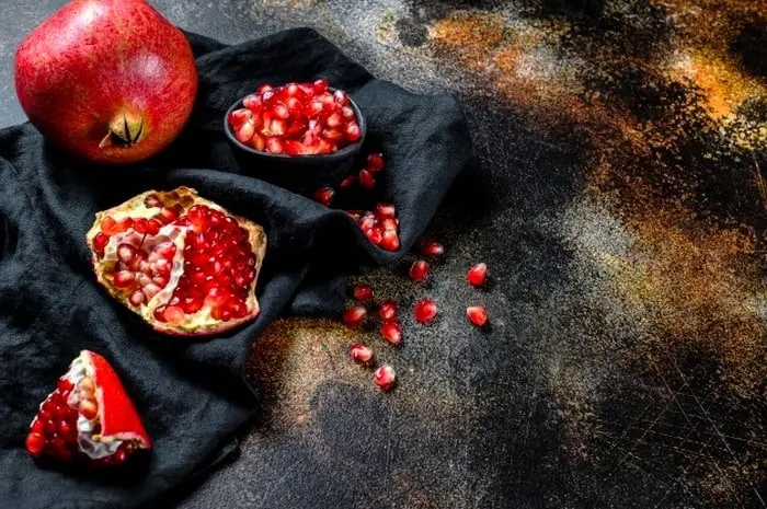 این میوه زمستانه چربیهای اضافه را آب میکند