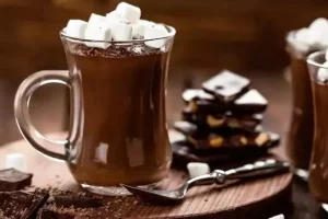 ۴ نوشیدنی که به کاهش وزن در خواب کمک می‌کنند