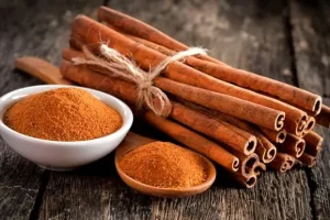 درمان خانگی | میخوای بری بیرون و اسهال شدید شدی؟ این ادویه رو بخور سیم ثانیه خشک میکنه