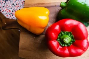 برای زیبایی و صاف شدن پوست هزینه نکنید با این خوراکی های ارزان و مقرون به صرفه در کمترین زمان پوست هلویی داشته باشید