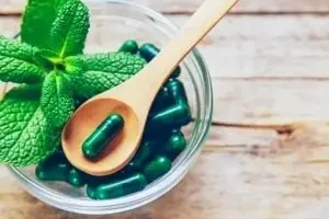 با این چرک خشک کن گیاهی تموم عفونت هارو از بین ببر | قوی‌ترین آنتی بیوتیک گیاهی برای درمان عفونت بدن