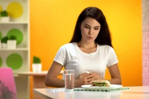 این گیاهان طبیعی راه حل نجات معده شما | اگر معده درد داری دارو نخور بجاش این گیاهان شفابخش رو مصرف کنید