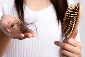 اگر از ریزش مو رنج می برید؟ لب به این نوشیدنی نزنید