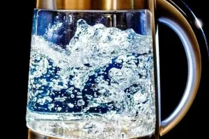 عمرا اگه میدونستی برای دم کردن چای و قهوه نباید اینکارو کنی | یه عمر اشتباه چایی و قهوه دم می کردیم