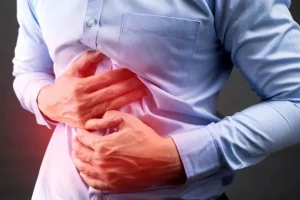 اگر مدفوع شما این رنگی است نگران زخم معده شوید + روش درمان خانگی