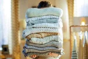 عمرا اگه میدونستی لباساهای رمستونی رو باید اینطوری بشوری | شستن لباسهای زمستونی بدون آسیب و روش آسان