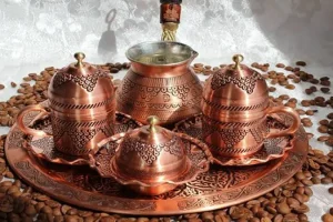 با یه ذره سس کچاب کل ظروف مسی خونرو برق بنداز | بدون بشور بساب و هزینه ظرفاتو مثل روز اولش کن
