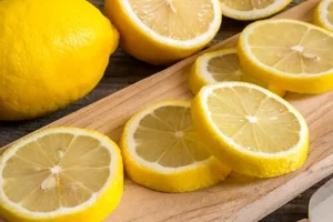 کنترل فشارخون، افزایش تمرکز و فواید دیگر با گذاشتن لیمو در کنار رخت خواب | با کمترین زخمت سالم ترین بدن رو داشته باشد