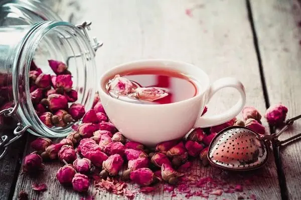 دمنوشهایی گیاهی توصیه شده برای افرادی که میخواهند لاغر شوند