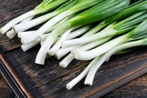 خواص این سبزی از تحویل یه قلب سالم تا تقویت مغز و بینایی و کنترل وزن