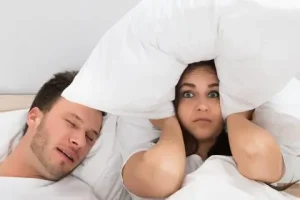 شما هم از صدای خر و پف خسته شده اید؟ | یک میوه خوشمزه برای درمان خر و پف برای همیشه