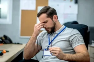 هر نوع سر درد هشدار از یک مشکل جدی در ناحیه ای از بدن را می دهد