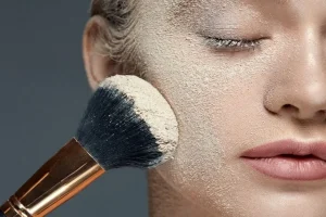 نمیدونی چه کرم پودری واسه صورتت مناسبه؟ | بیا اینجا تا بگم به هر پوستی چه کرمی مناسبه