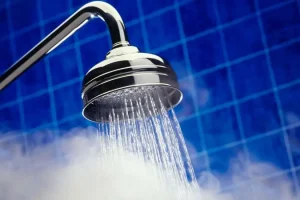 این افراد به هیچ عنوان زود به زود حمام نروید