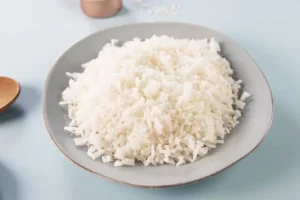برنج دوباره گرم شده باعث مسمومیت غذایی می‌شود؟