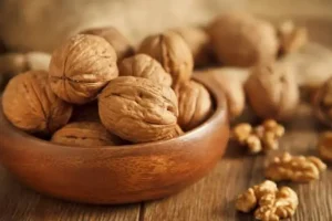 بهبود عملکرد و تقویت مغز، درمان ناباروی و سلامت روده و کاهش کلسترول بد با این میوه فوق العاده و خوشمزه