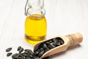 باورتون میشه تخمه سیاه پرطرفدار اینهمه خاصیت داشته باشه؟ | از درمان اسهال و یبوست، پیشگیری از سرطان، تقویت اعصاب، کاهش مشکلات تنفسی تا ...