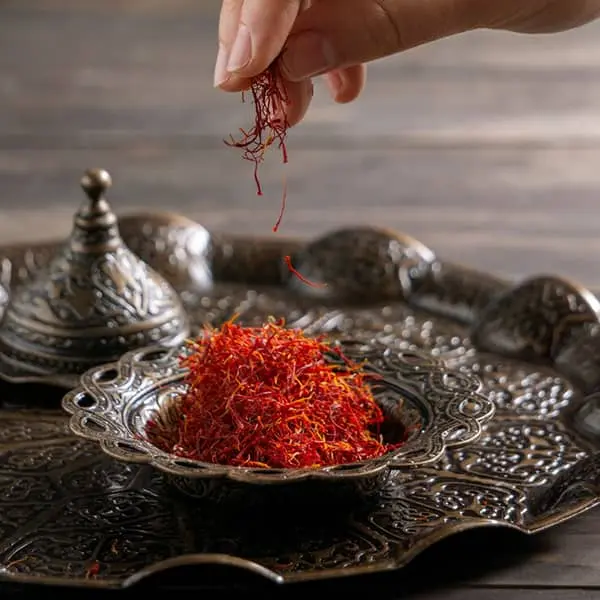 ترکیب زرشک با این خوراکی دمنوش معجزه آسا برای شفای مشکلات قلبی و تقویت حافظه و از بین برن تمام عفونت هاست