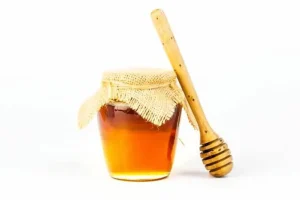 یک قاشق از معجزه طبیعت حاوی مواد معدنی مانند آهن، کلسیم، فسفات، سدیم که تمام امراض بدن را یکجا شفا میدهد