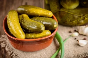 هشدار جدی/ لب به این نوع خیارشور نزنید