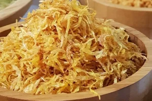 با این ترفند ساده پیاز داغ برای مدت طولانی سالم و بدون کپک می مونه