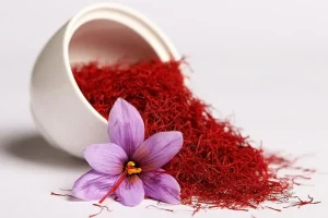 این گیاه باعث تحریک اعصاب شده و برای درمان افسردگی مفید است