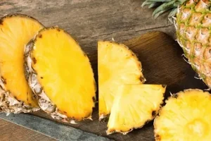 با مصرف این میوه از شر عینک خلاص می شوید