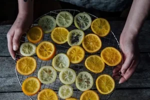 این میوه نیاز بیماران شیمی درمانی را هزار برابر بیشتر از داروهای شیمی درمانی تامین میکند