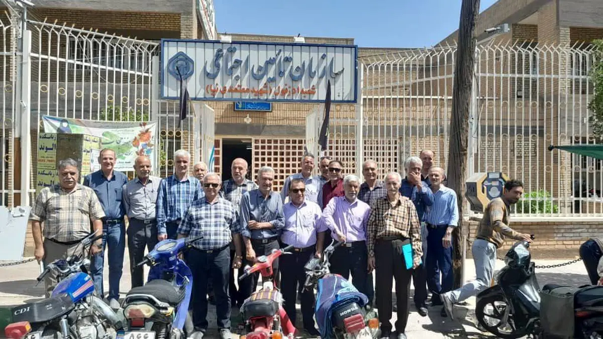 خبر خوش رئیس سازمان برای بازنشستگان تامین اجتماعی از واریزی جدید | میرهاشم موسوی دل بازنشستگان را بدست آورد