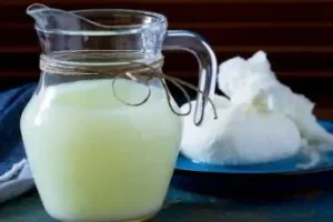 خواص شگفت انگیز آب پنیر برای سلامتی و درمان بیماری‌ها