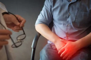 آقایان این نشانه ها را جدی بگیرند | این علائم خبر از سرطان مردانه می دهند + تشخیص در 15 دقیقه