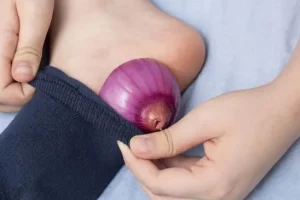 معجزه گذاشتن پیاز در جوراب که کسی به شما نمی گوید