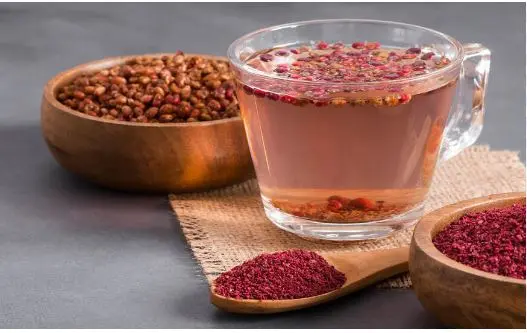 با چای سماق به جنگ بیماریهای مزمن بروید / چای سماق، نوشیدنی شگفتانگیز برای سمزدایی و سلامت بدن