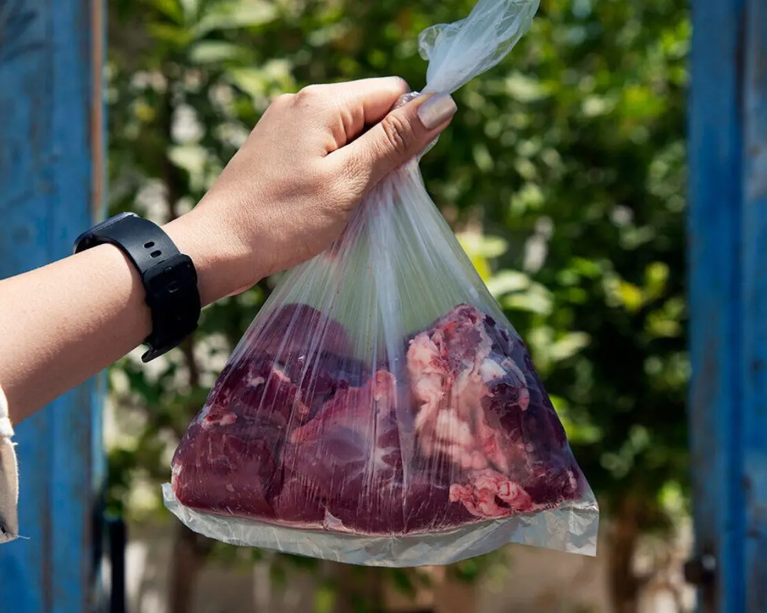 اهدا گوشت رایگان دولتی به این خانوارها | توزیع گوشت رایگان ۴.۵ کیلویی برای اقشار کم درآمد