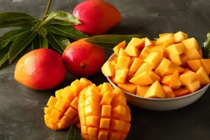 درمان کم‌کاری و مشکلات هورمونی زنان با یک میوه خوشمزه و تابستانی