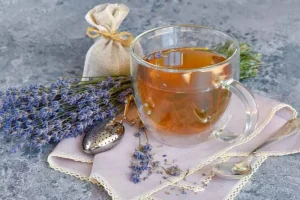 دمنوش اسطوخودوس برای چی خوبه؟ / از بهبد گردش خون تا تنبلی تخمدان​