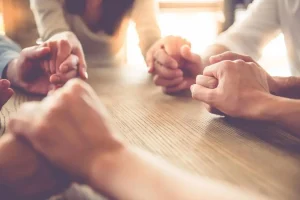 روانشناسی شخصیت جذاب: آیا شما یک آدم‌بده خوش‌قلب هستید؟