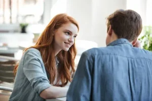 اگه این نشونه هارو داری یعنی تو نگاه اول عاشق شدی | نشونه های عشق تو نگاه اول