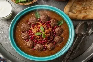 طرز تهیه آش انار تهرانی مجلسی و خوشمزه مخصوص پاییز