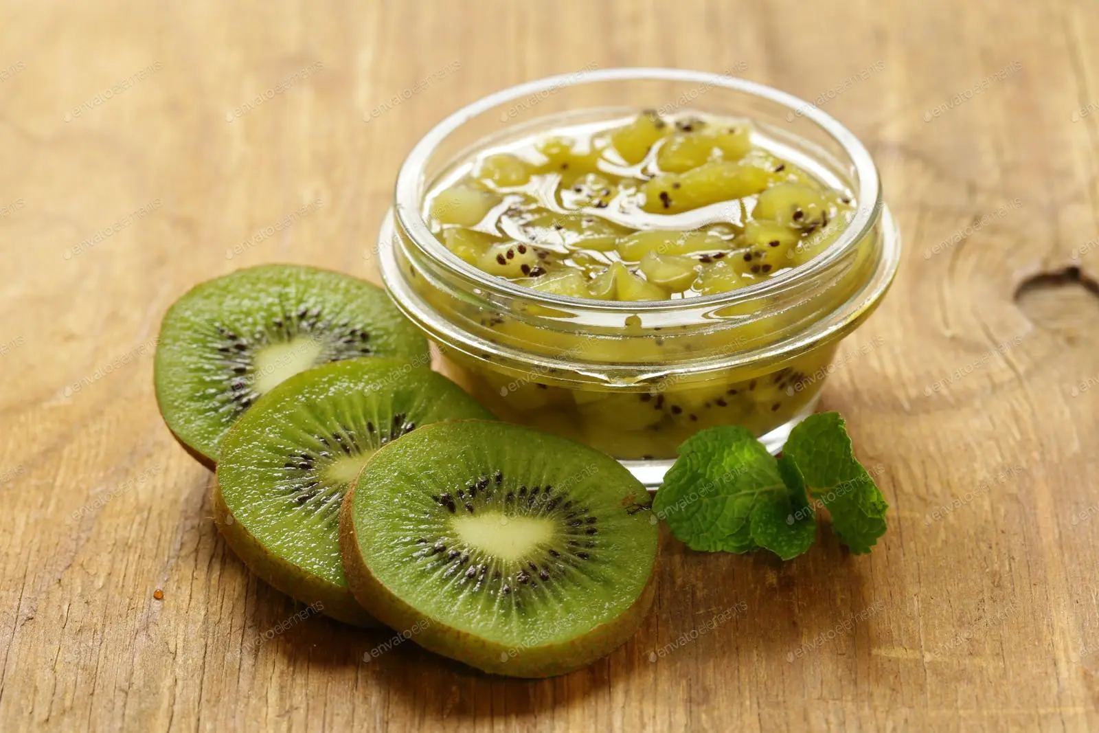 طرز تهیه ترشی کیوی ؛چاشنی مجلسی پاییز