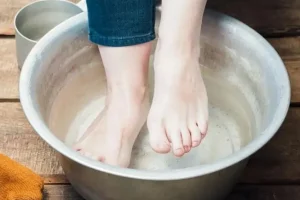 عمرا اگه میدونستی حمام پا با سرکه چقدر به طول عمرت اضافه می کنه!